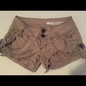 DKNY Tan Short Juniors / Women Size 24